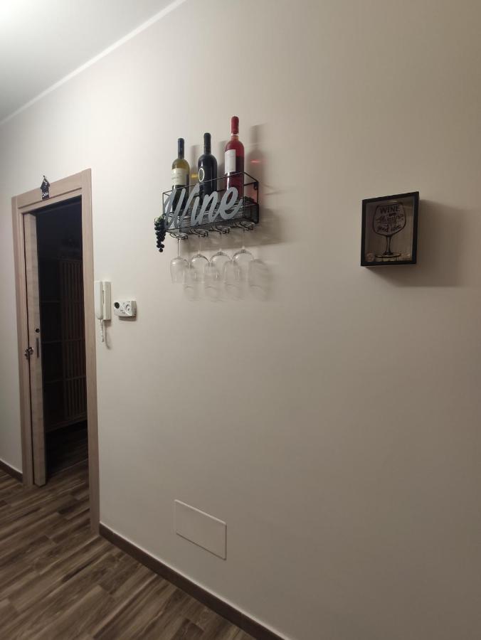 Tizzy Apartment & Rooms Барі Екстер'єр фото